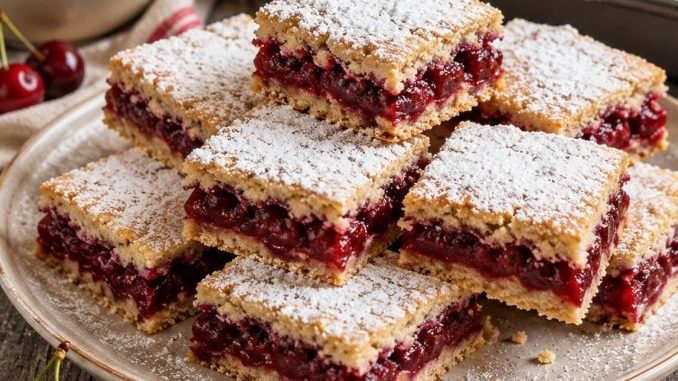 PASTEL LENJA CON CEREZAS – receta antigua con prueba corta y relleno jugoso